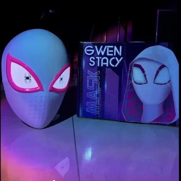 GWEN STACY MASCARA CON SENSOR DE ILUMINACIÓN EN TAMAÑO REAL